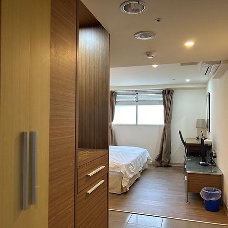 Yoai Nemuru Inn Tainan Buitenkant foto