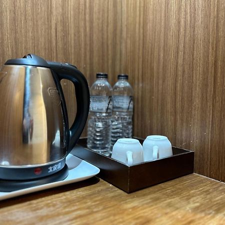 Yoai Nemuru Inn Tainan Buitenkant foto