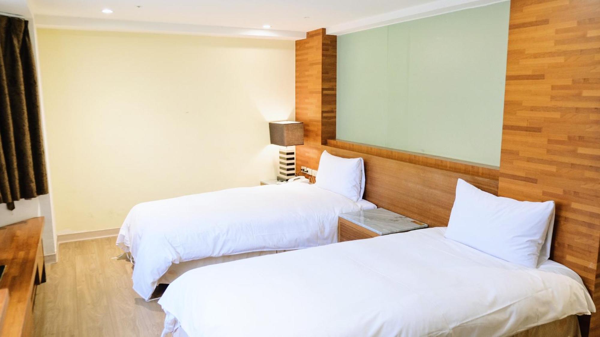 Yoai Nemuru Inn Tainan Buitenkant foto