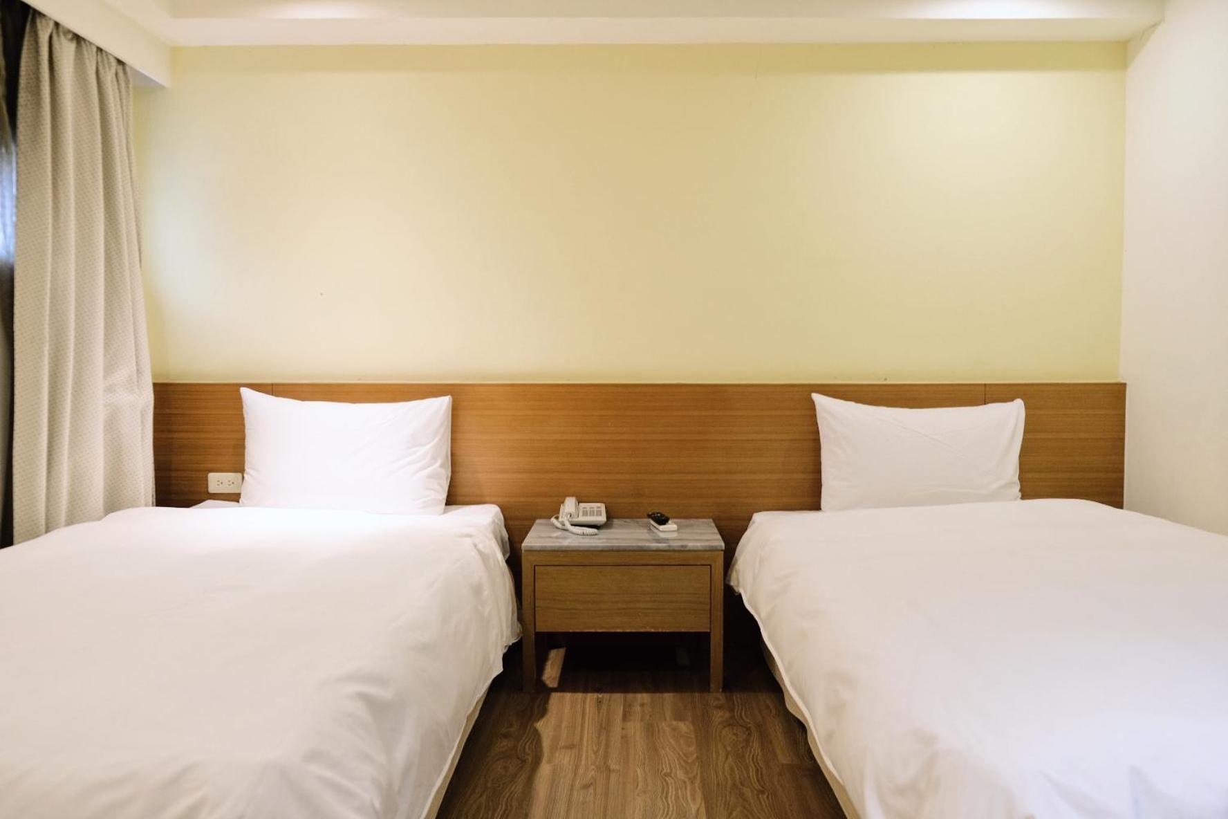 Yoai Nemuru Inn Tainan Buitenkant foto