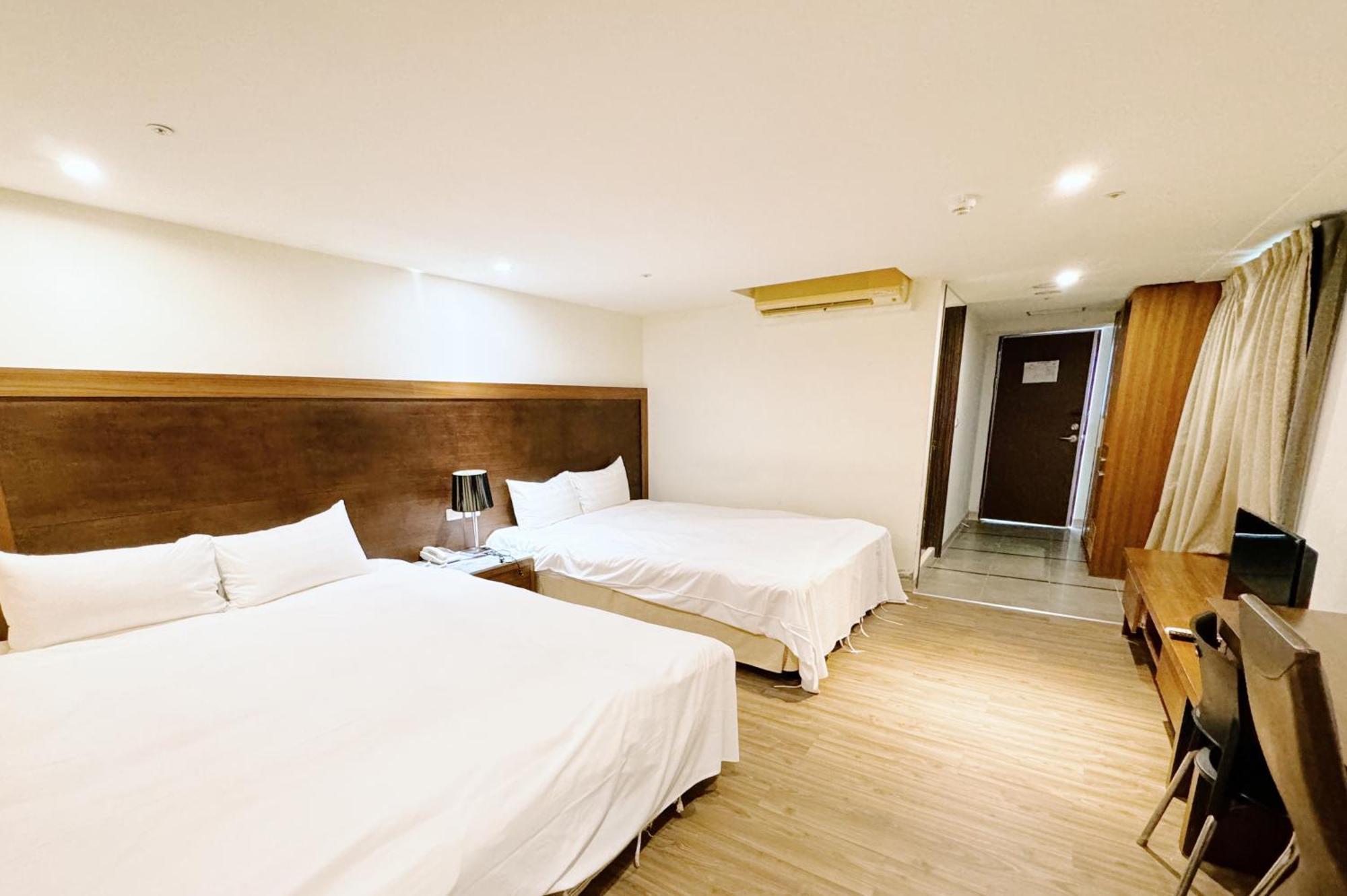 Yoai Nemuru Inn Tainan Buitenkant foto