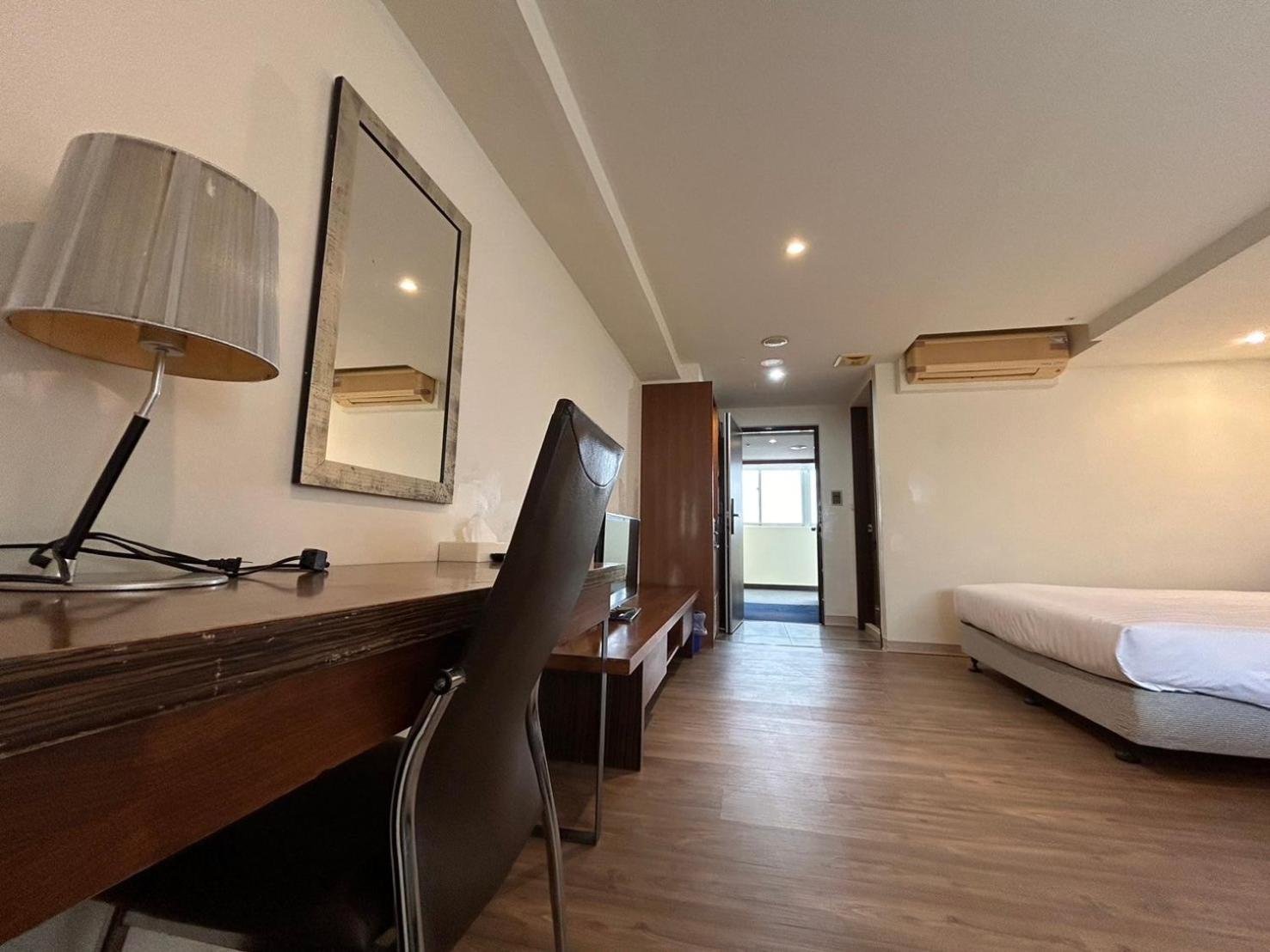 Yoai Nemuru Inn Tainan Buitenkant foto