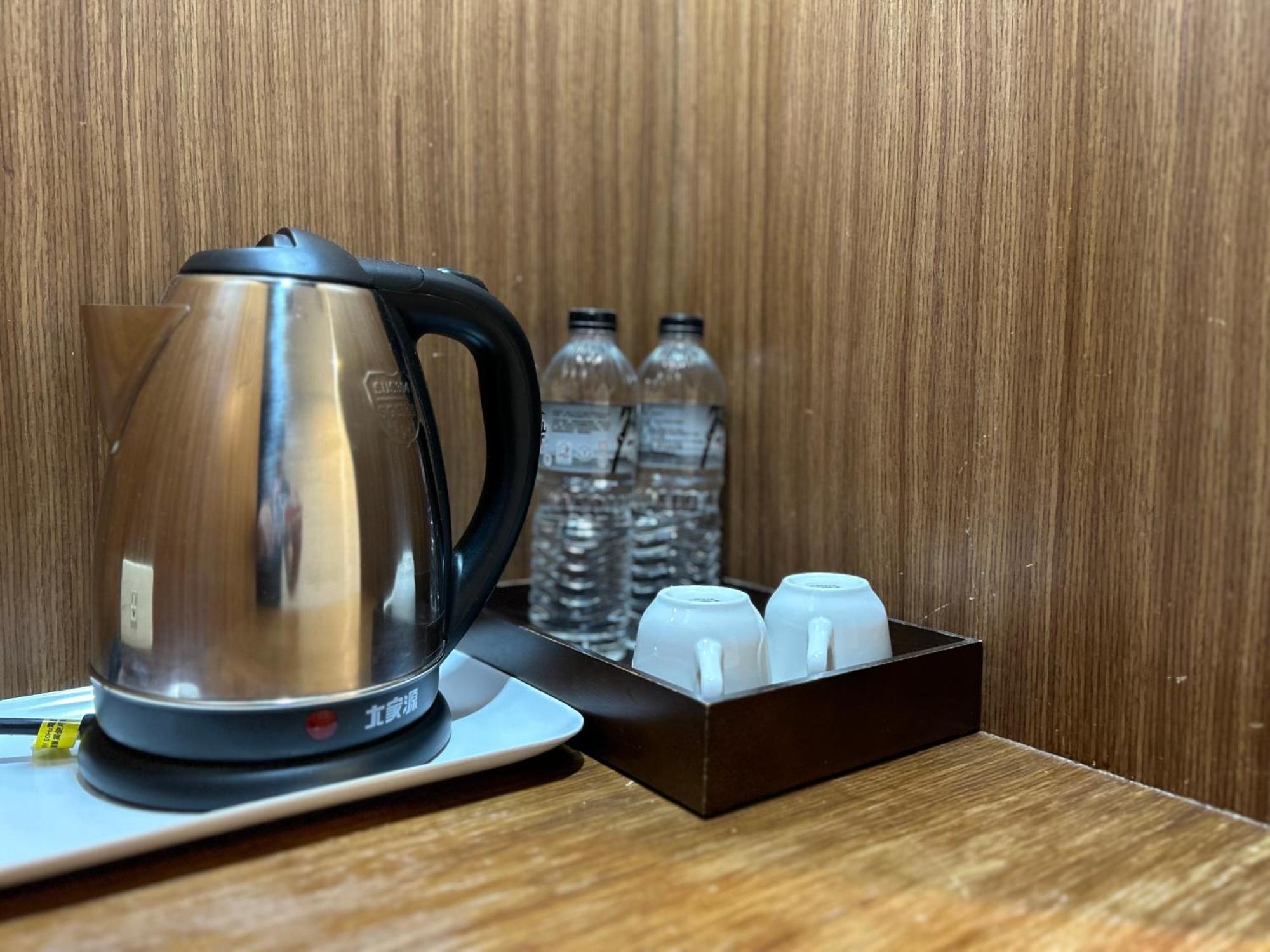 Yoai Nemuru Inn Tainan Buitenkant foto
