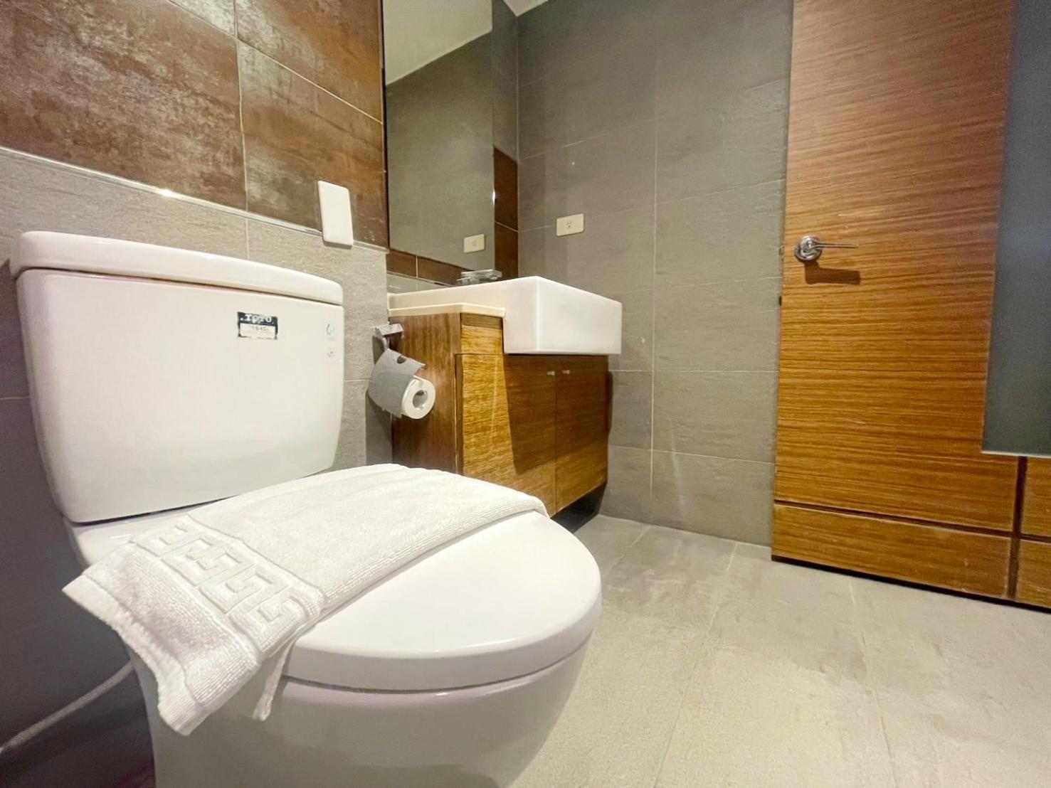 Yoai Nemuru Inn Tainan Buitenkant foto